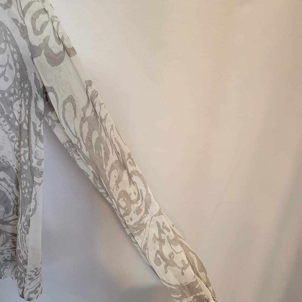 CABI semi sheer chiffon top xsmall - Picture 3 of 7